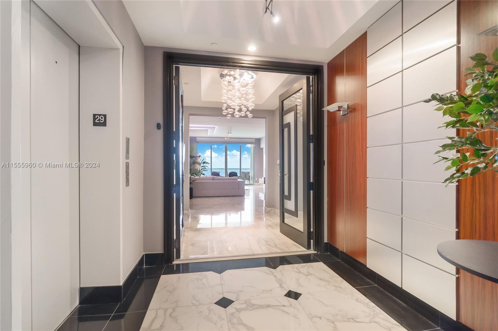 Private elevator foyer