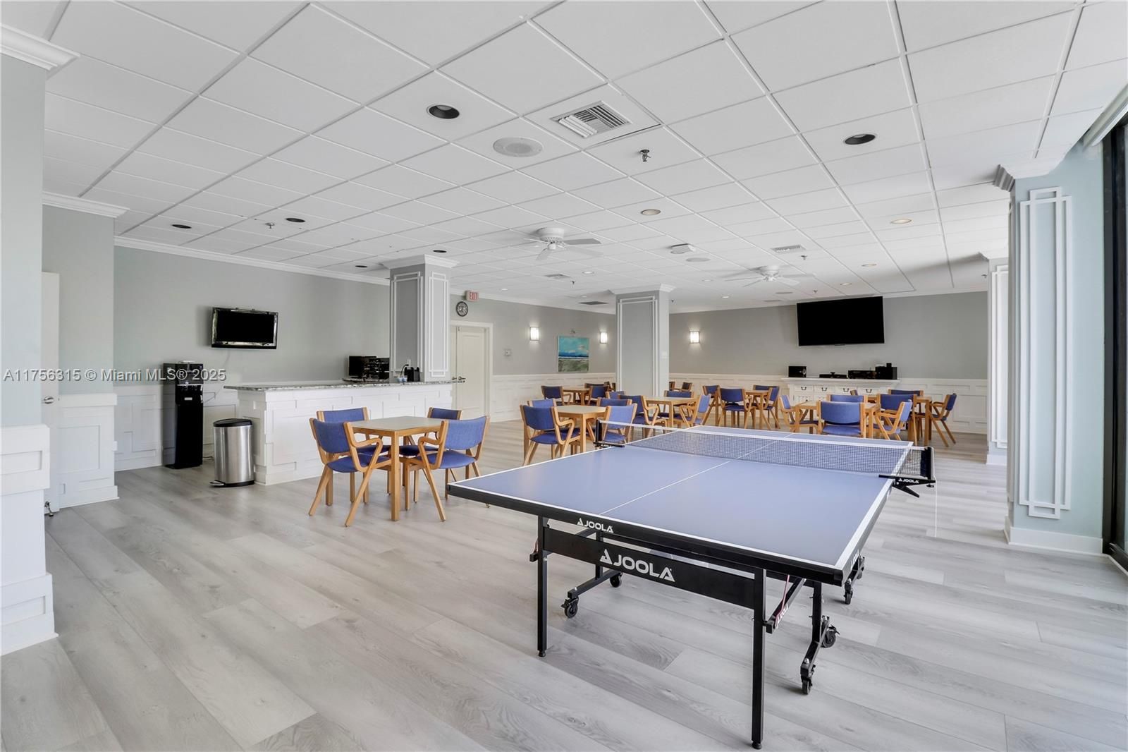 Social Room