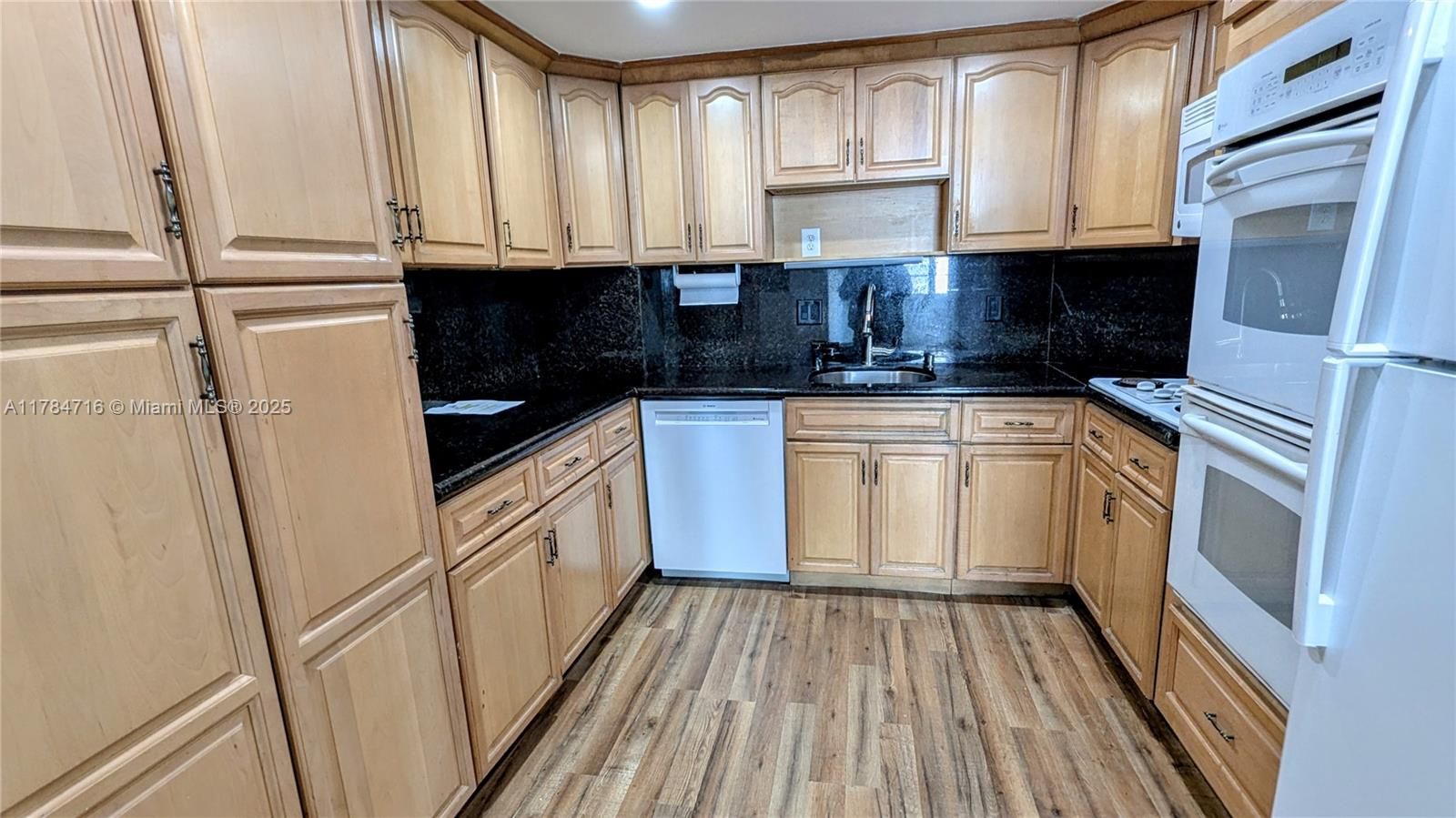 Open kitchen